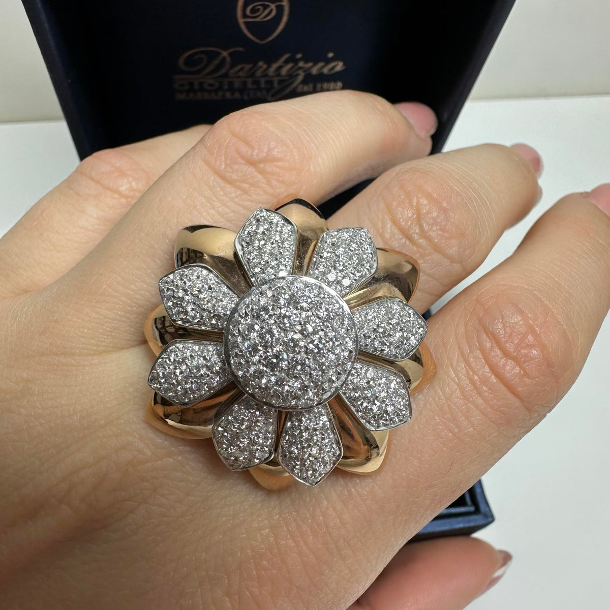 Anello Dartizio Gioielli a Fiore in Oro 18KT 18KT e Rosè con Diamanti