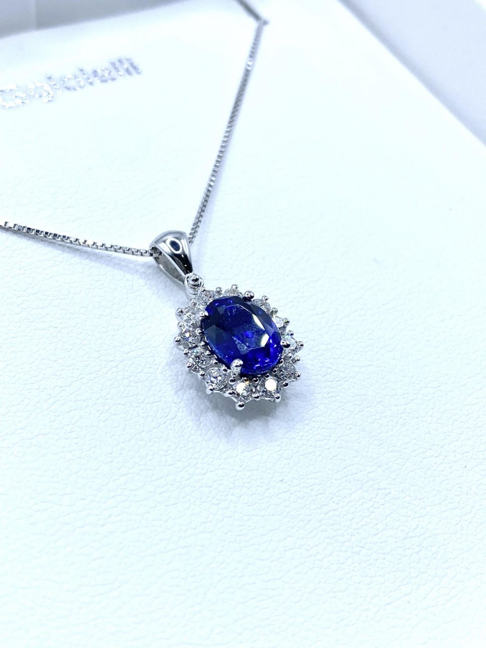Collana Pg Gioielli in Oro 18KT 18KT con Diamanti e Zaffiro Ct.1,40