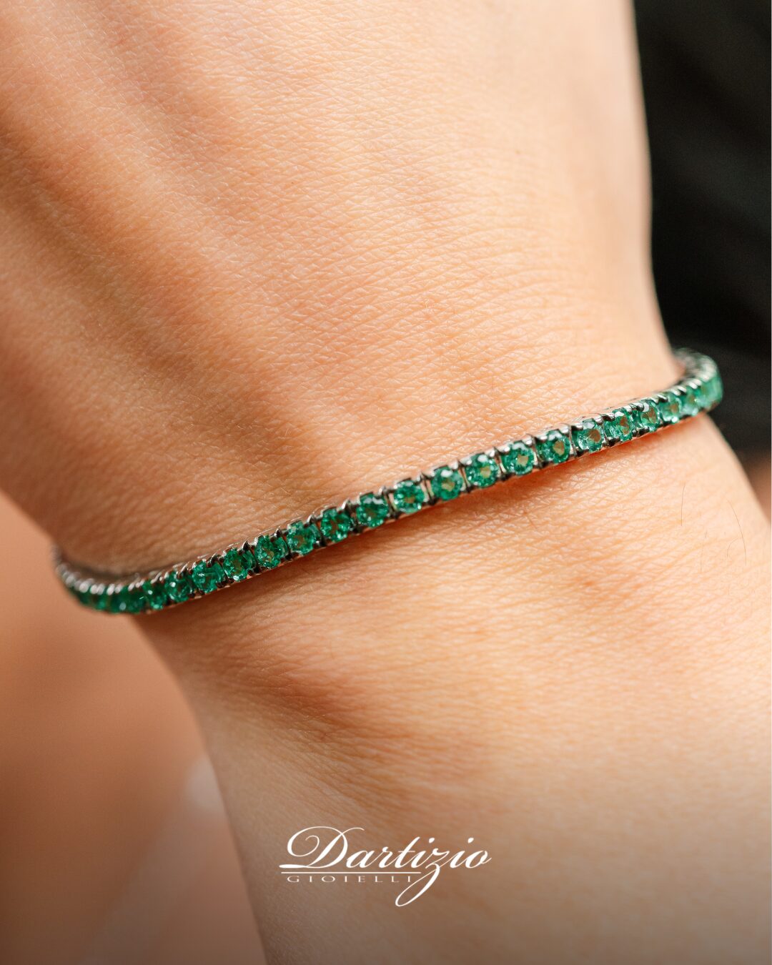 Bracciale Tennis Crivelli in Oro 18KT con Smeraldi Ct. 3,90