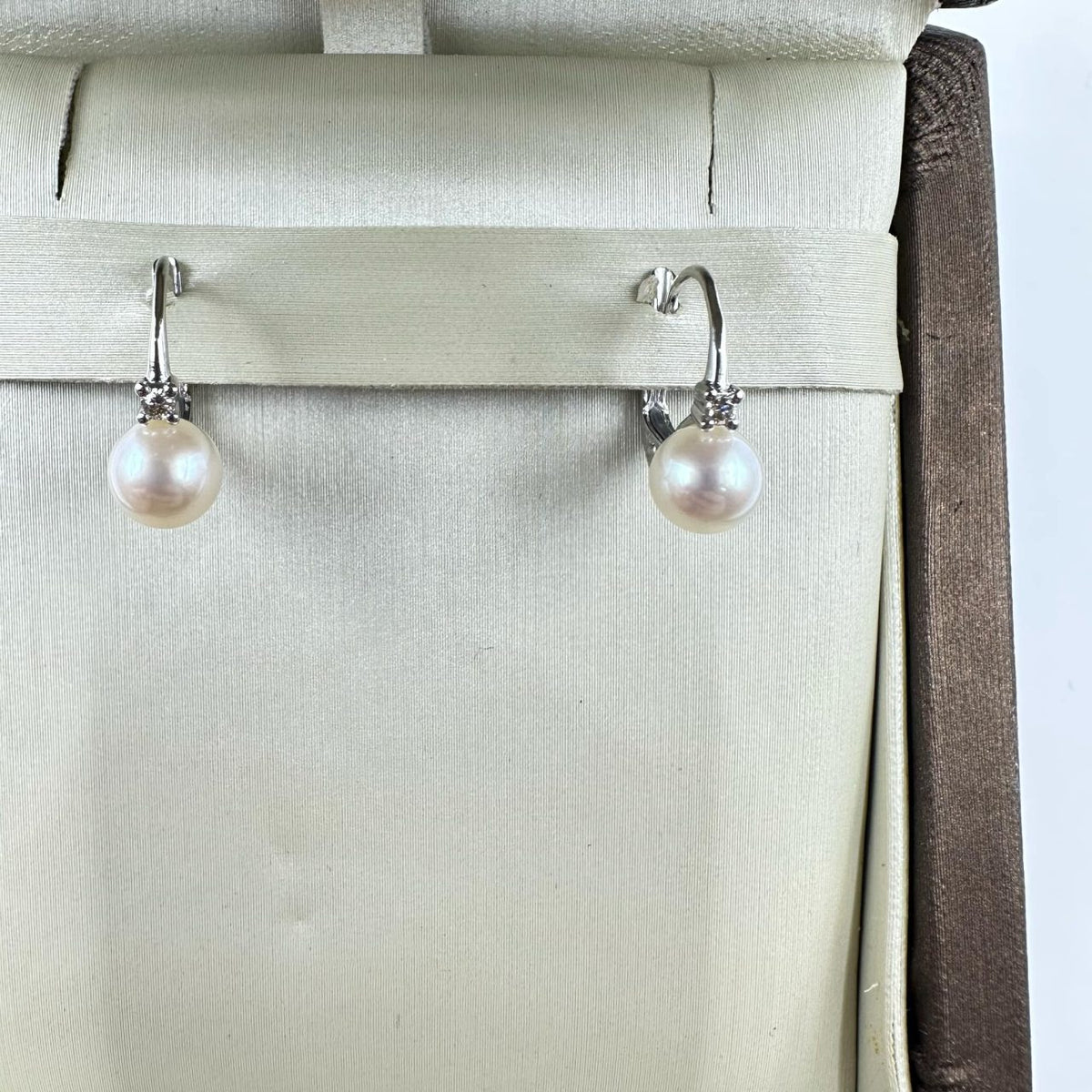 Orecchini Donna Ora con Perle Naturali mm 6-6,5 e Diamanti