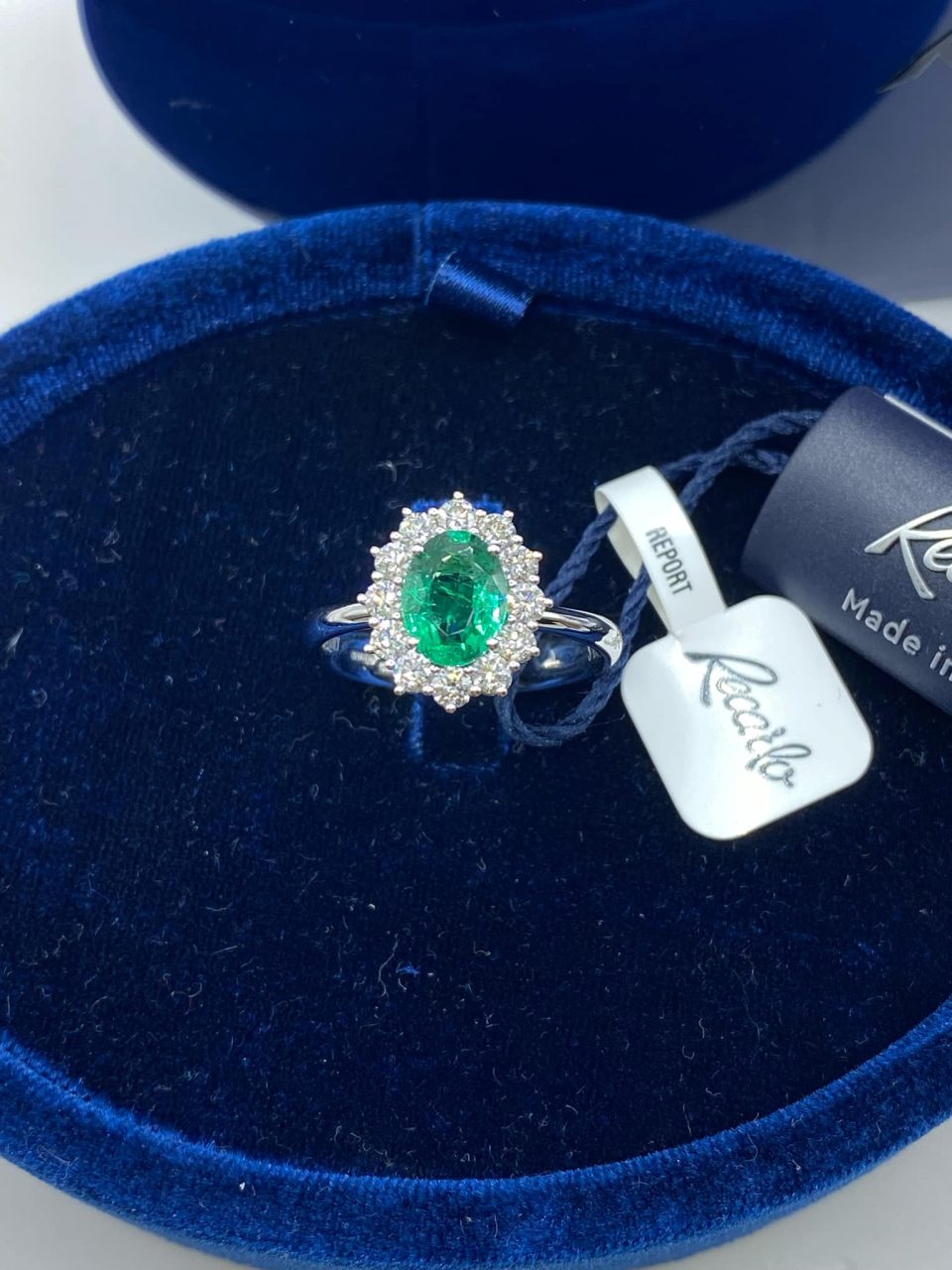 Anello Recarlo con Diamanti e Smeraldo Ct 1,10