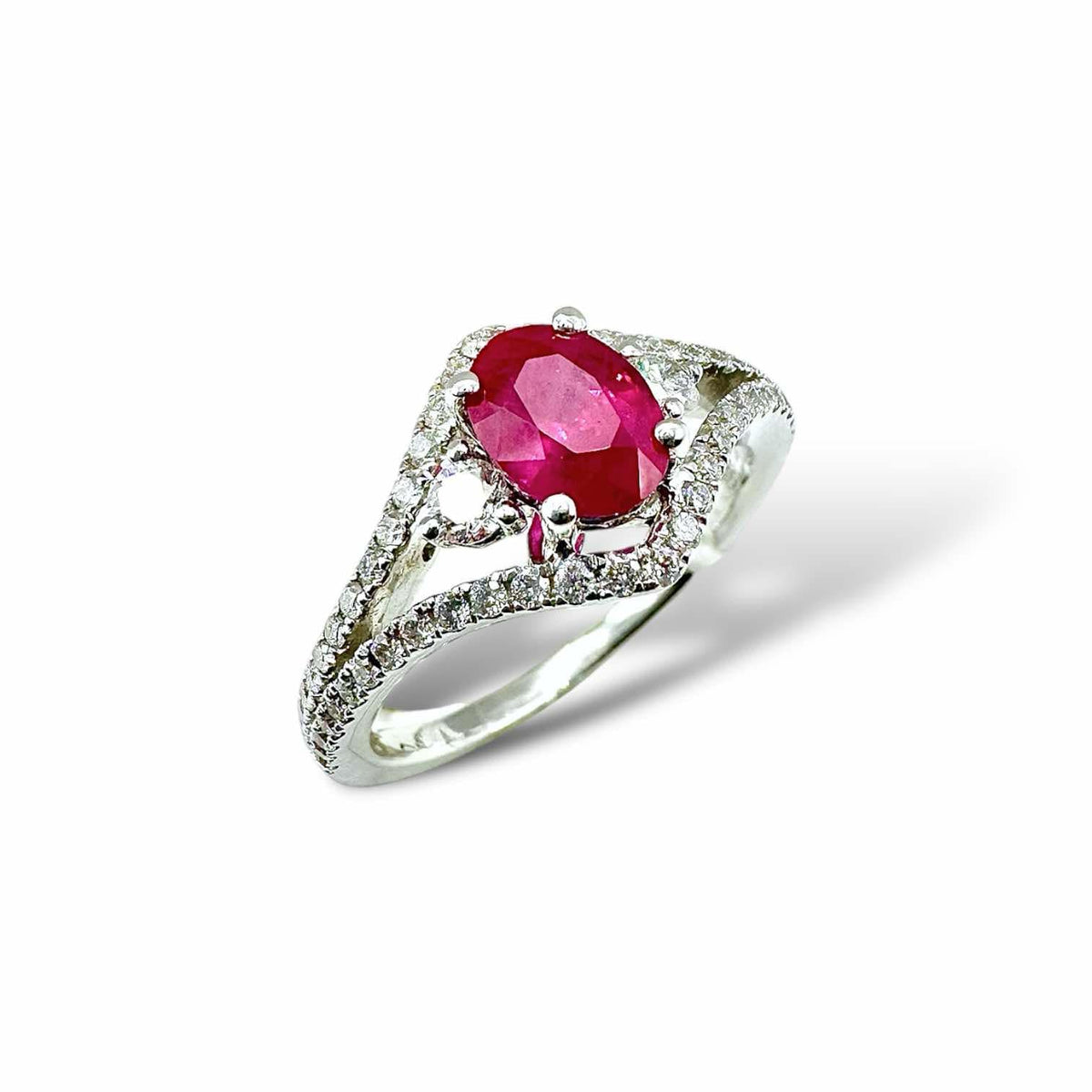 Anello Donna Crivelli con Rubino Ct 1.00 e Diamanti