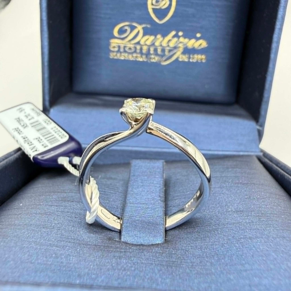 Anello Solitario Salvini in Oro 18KT 18KT e Diamante ct. 0,31