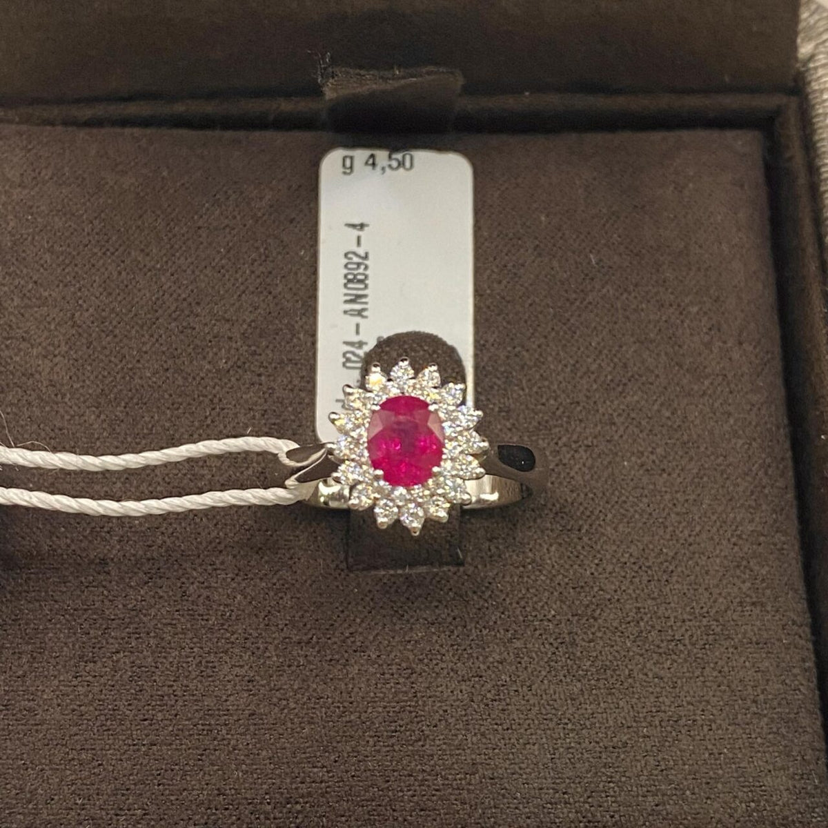 Anello Donna Crivelli con Rubino Ct 0,79 e Diamanti