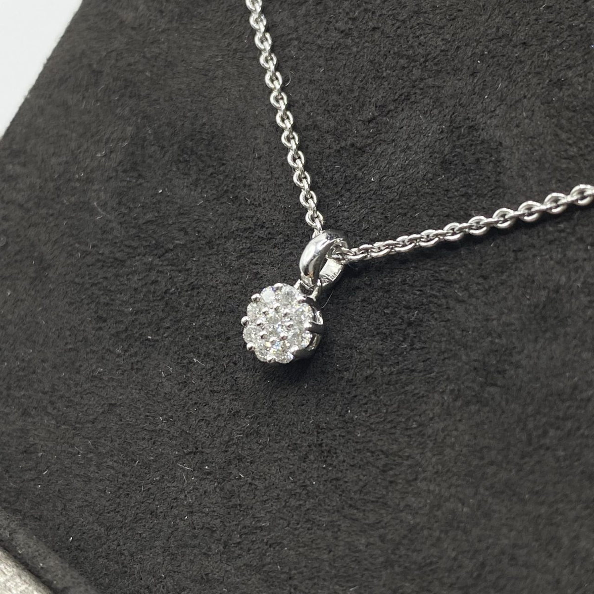 Collana Punto Luce Pavè Crivelli in Oro 18KT 18KT e Diamanti Ct. 0,13