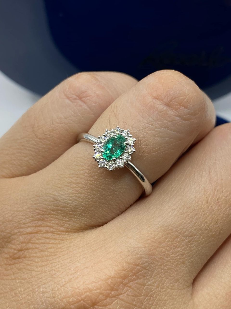 Anello Recarlo con Diamanti e Smeraldo Ct 0,35