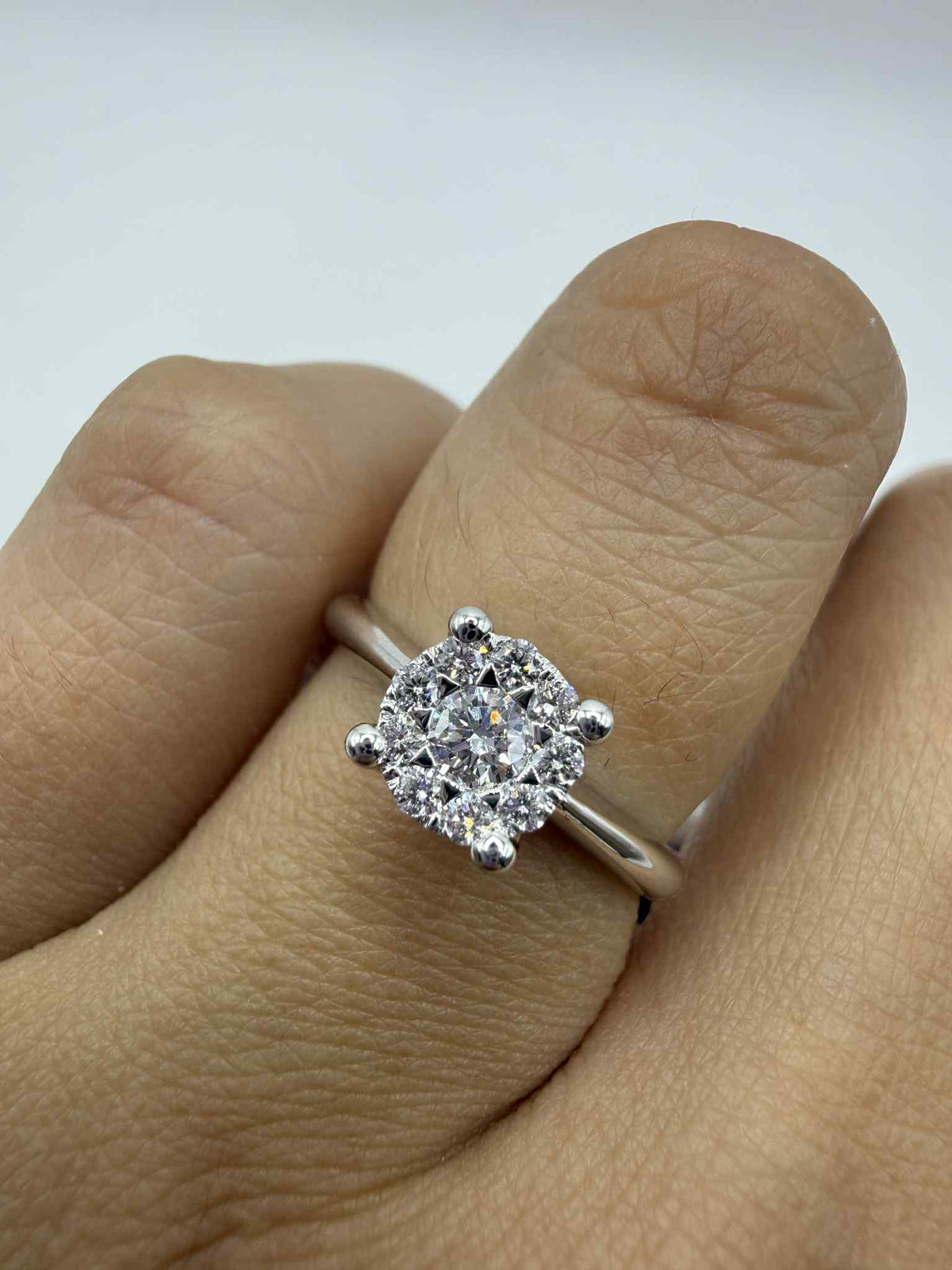 Anello Donna solitario Recarlo Nodo D'amore con Diamanti Ct. 0.30