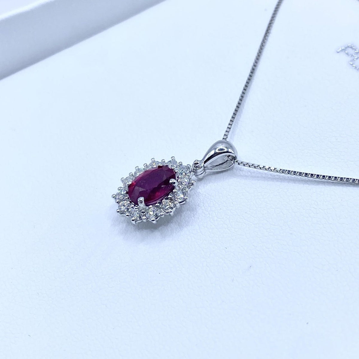 Collana Pg Gioielli in Oro 18KT 18KT con Diamanti e Rubino Ct. 1,38