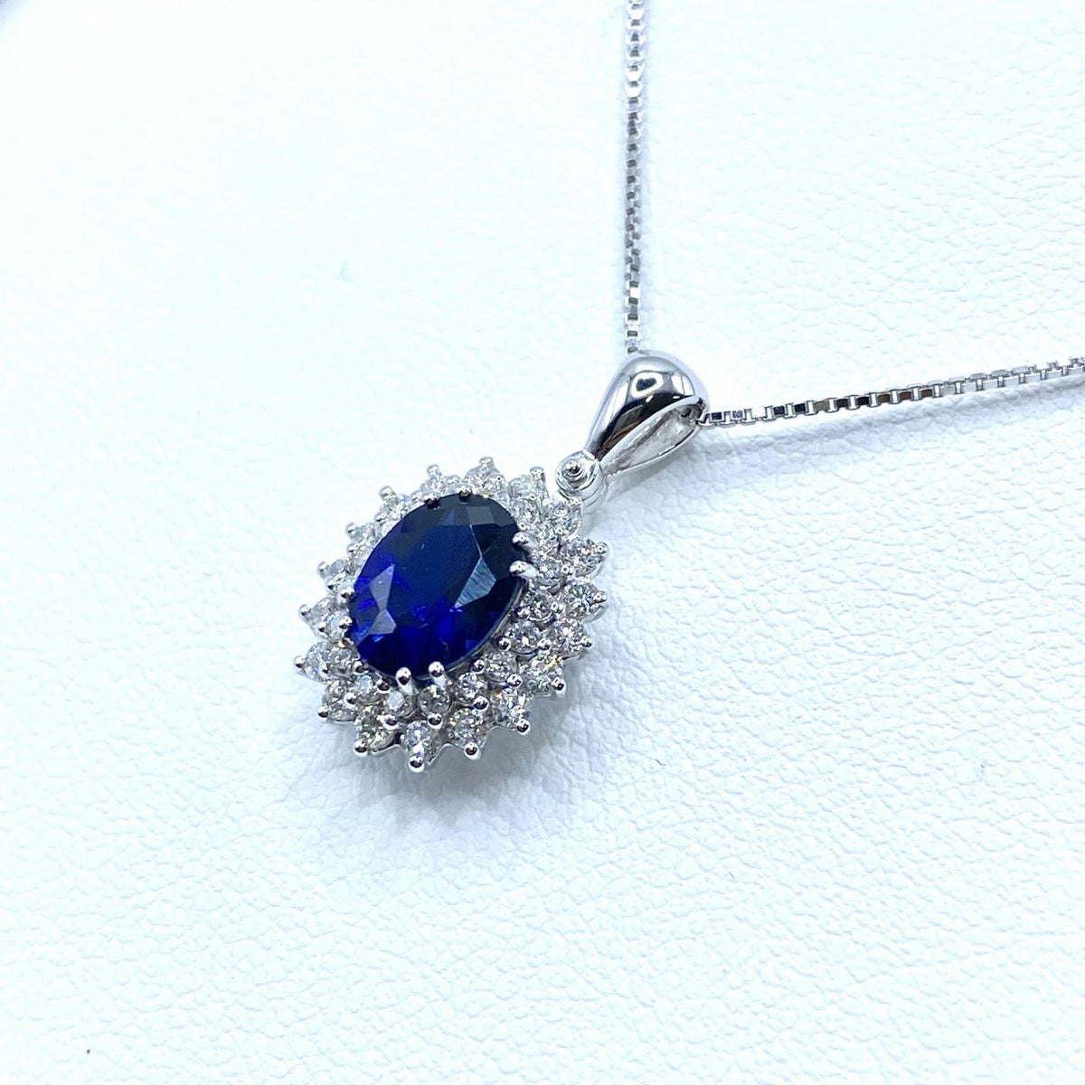 Collana Pg Gioielli in Oro 18KT 18KT con Diamanti e Zaffiro Ct.1,43
