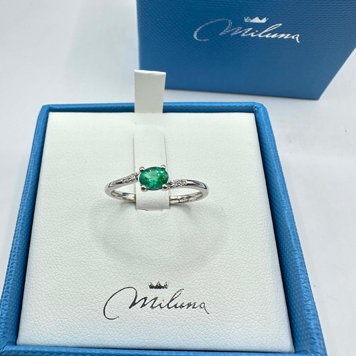 Anello Miluna Gemme in Oro 18KT 9KT e Smeraldo Ct. 0.32