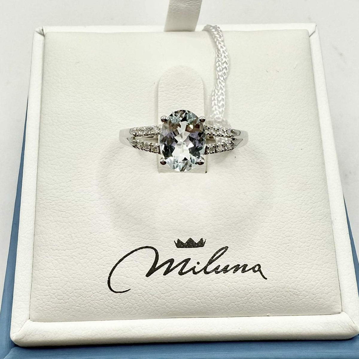 Anello Miluna in Oro 18KT 18KT con Diamanti e Acquamarina Ct. 1.00