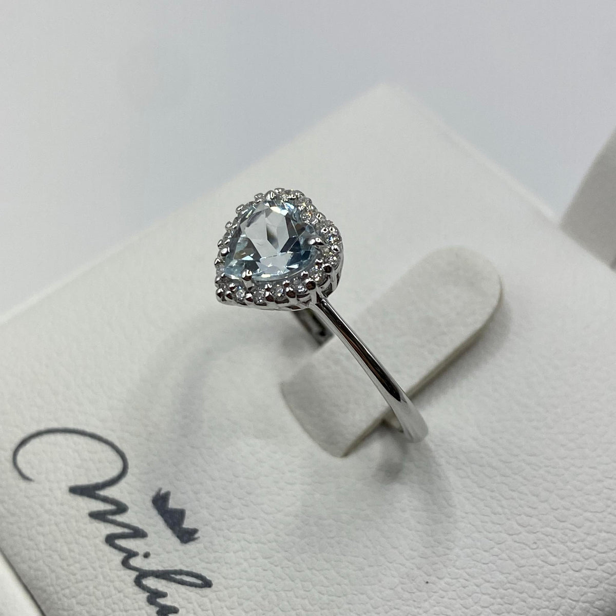 Anello Miluna in Oro 18KT 18KT con Diamanti e Acquamarina Ct. 0,64