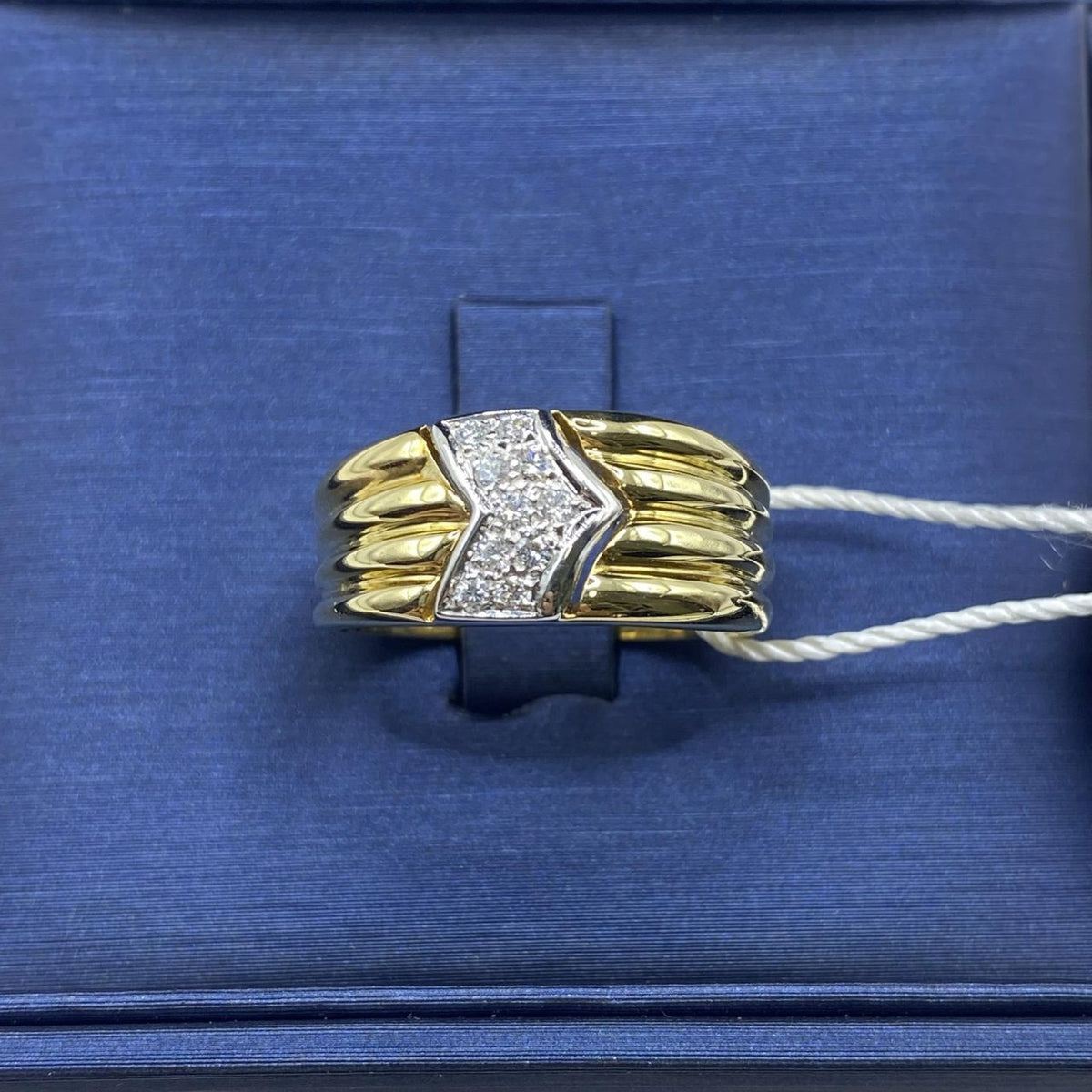 Anello a Fascia in Oro 18KT Bicolore con Diamanti