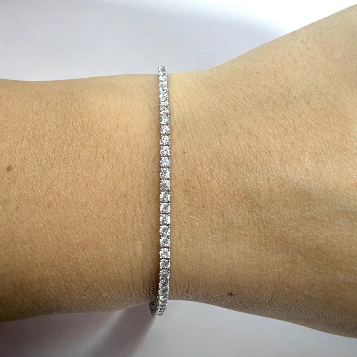 Bracciale Tennis in Oro 18KT 18KT e Zirconi Bianchi