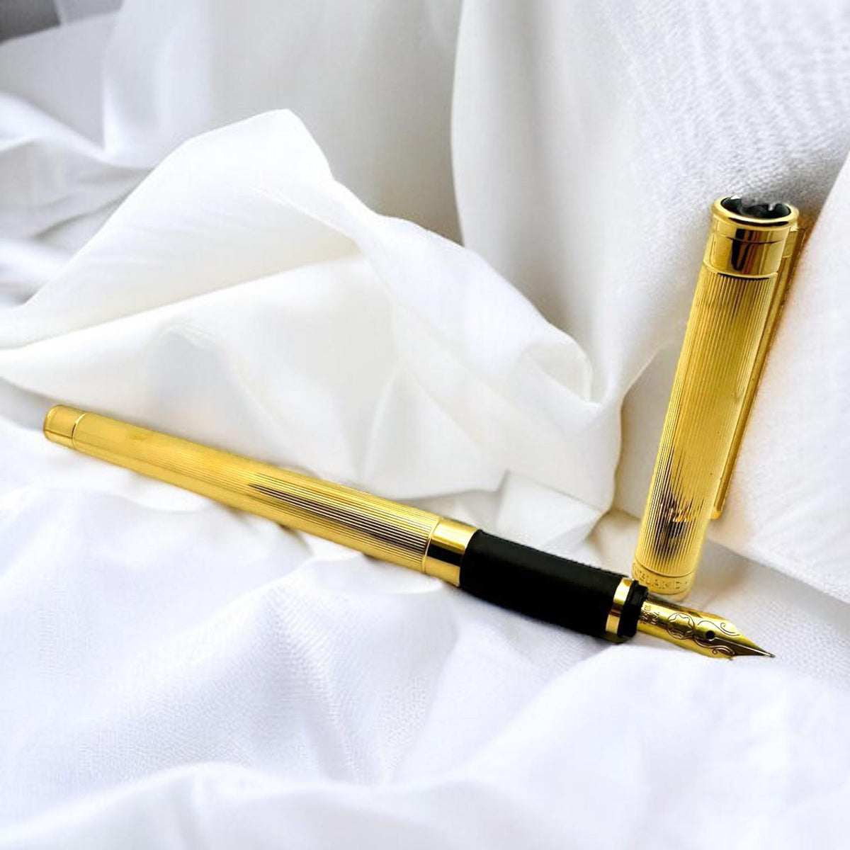 Penna Montblanc Noblesse Stilografica con Pennino in Oro 18KT 750%