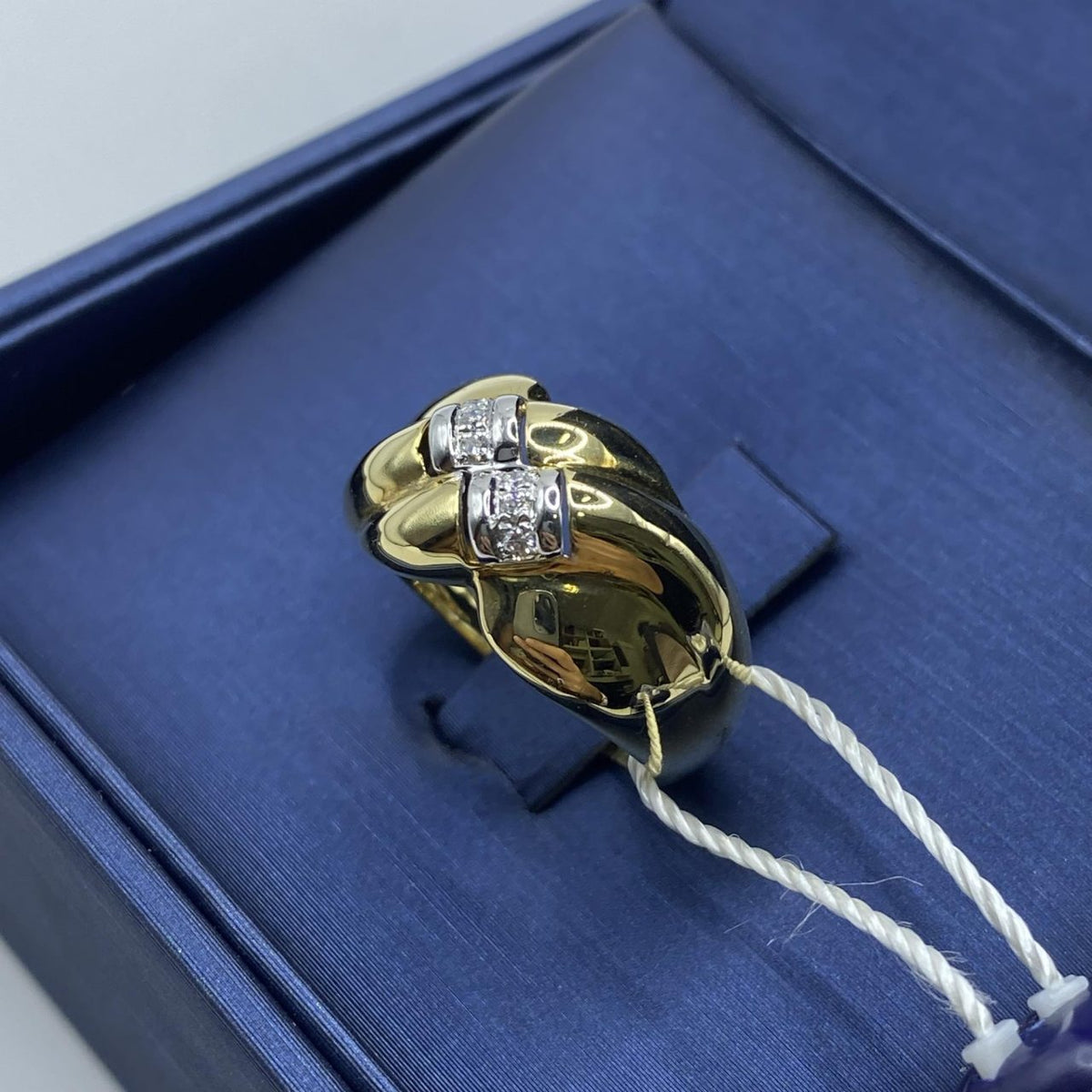 Anello a Fascia in Oro 18KT Bicolore con Diamanti