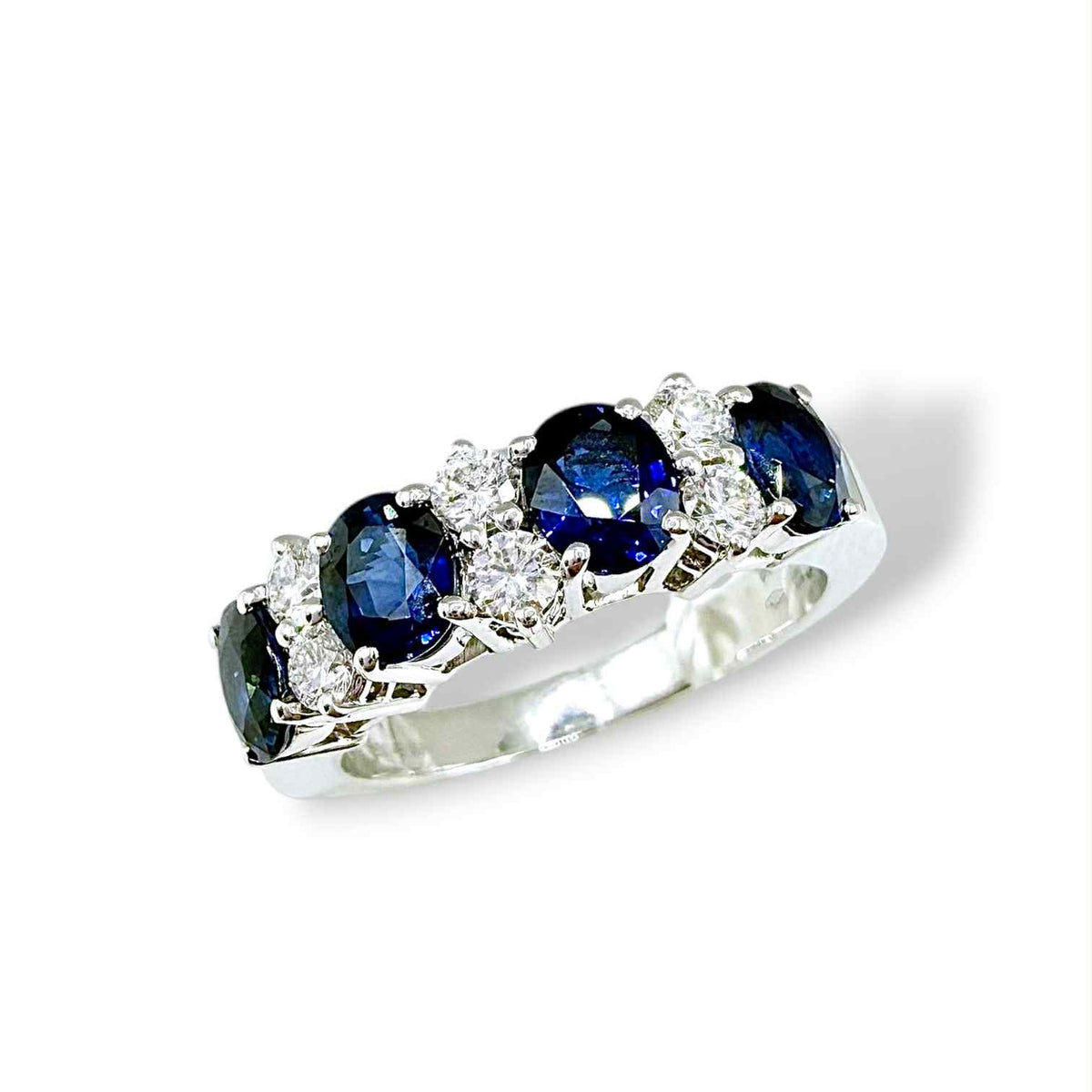 Anello Veretta Donna Crivelli con Zaffiri Ct 1,82 e Diamanti