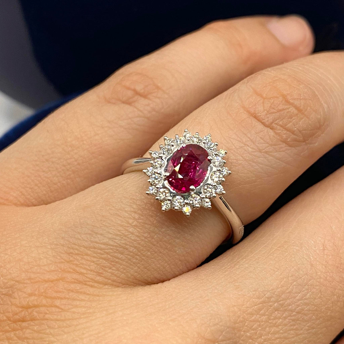 Anello Recarlo con Diamanti e Rubino Ct 0,84
