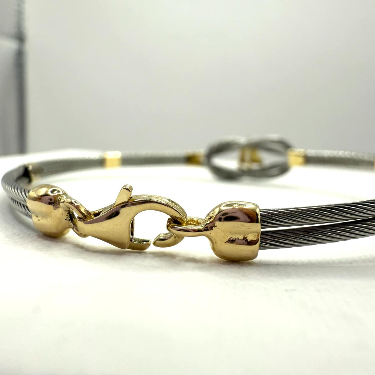Bracciale da Uomo Semirigido in Acciaio e Oro 18KT 18KT