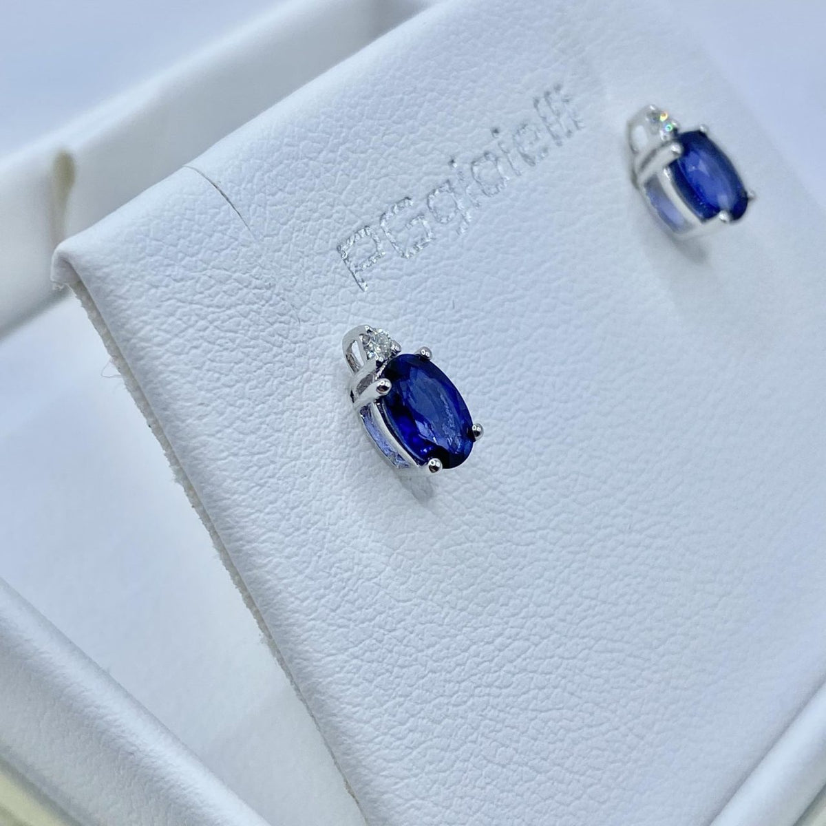 Orecchini Pg Gioielli in Oro 18KT con Zaffiri Ct. 1,12 e Diamanti