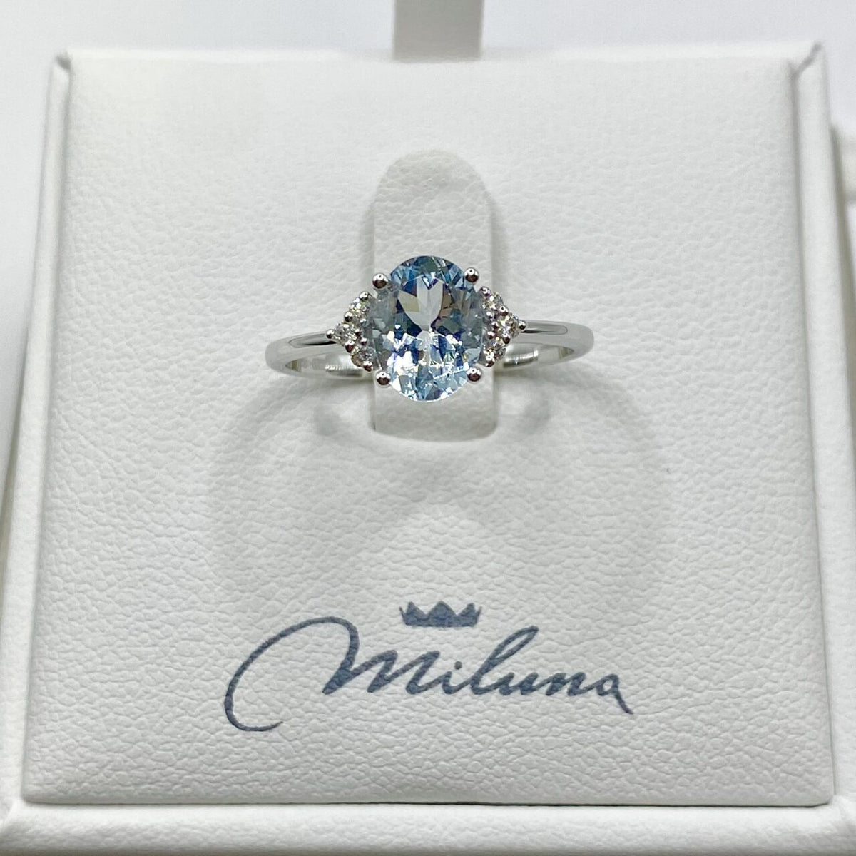 Anello Miluna in Oro 18KT 18KT con Diamanti e Acquamarina Ct. 1,00