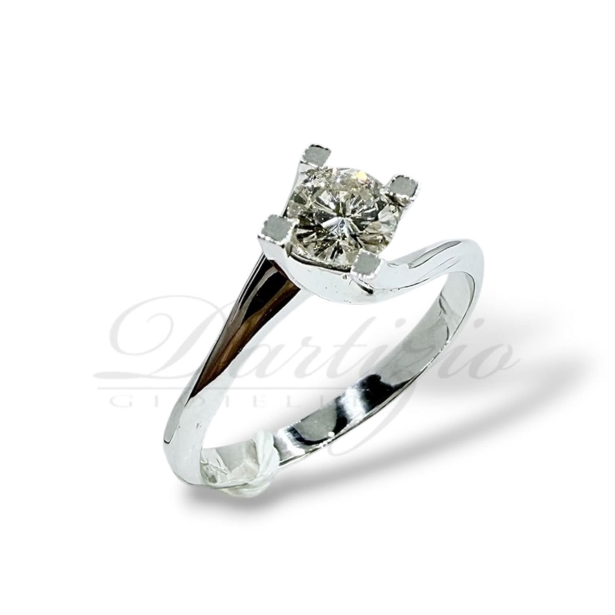 Anello Solitario in Oro 18KT 18KT e Diamante Ct 0.50 G-VVS
