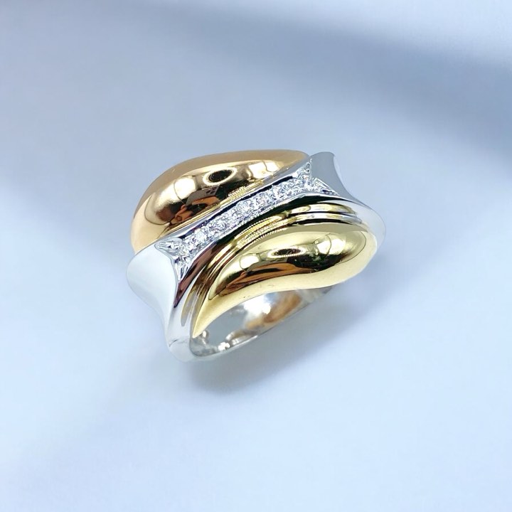 Anello a Fascia in Oro 18KT Bicolore con Diamanti