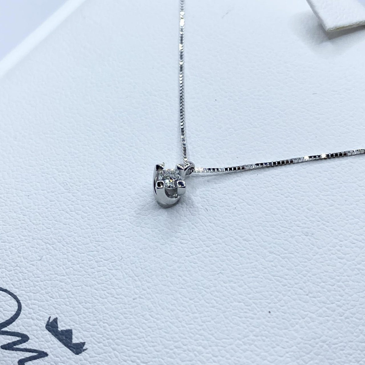 Collana Punto Luce Miluna in Oro 18KT 18KT con Diamante Ct. 0,09