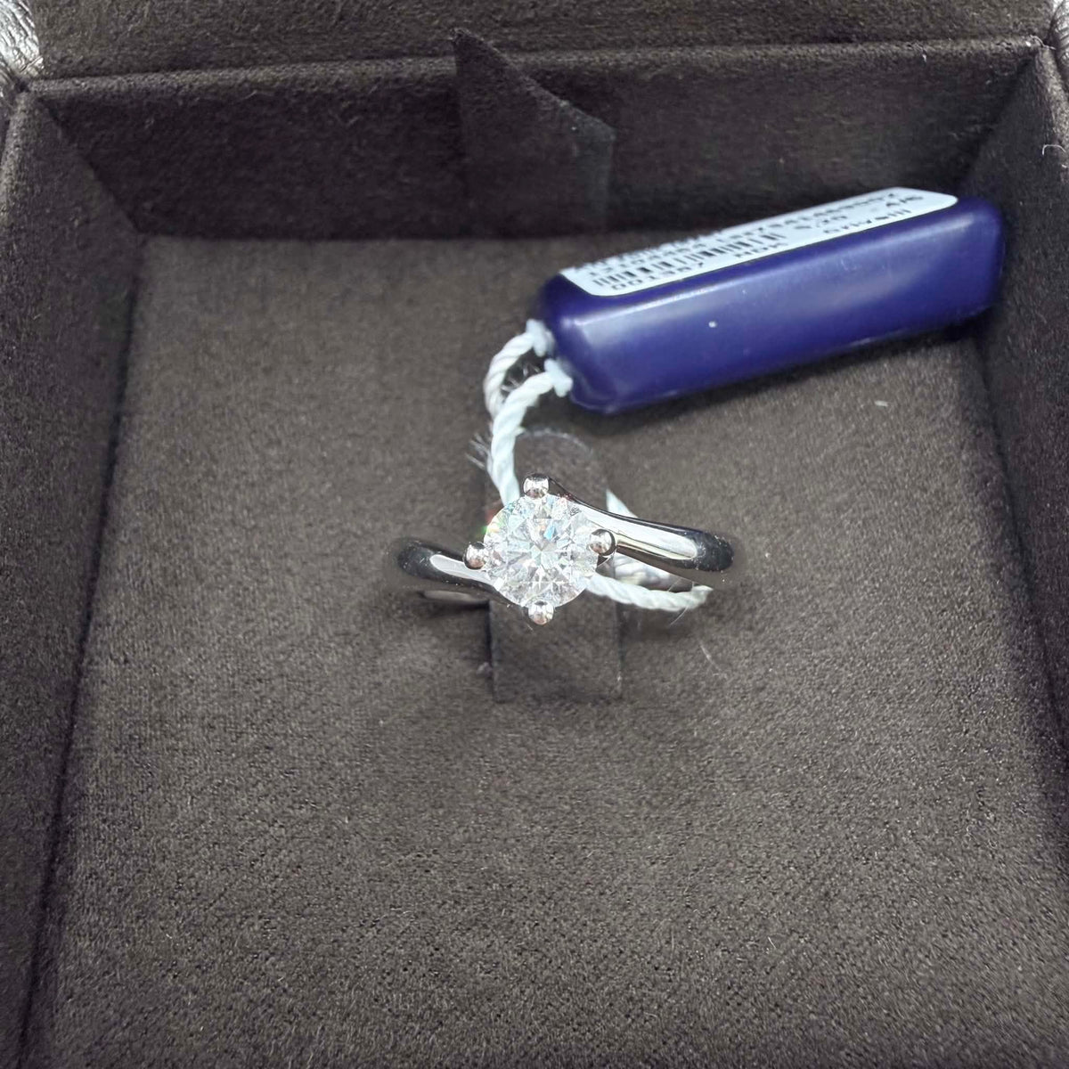 Anello Crivelli Solitario in Oro 18KT e Diamante GIA Ct 0.60