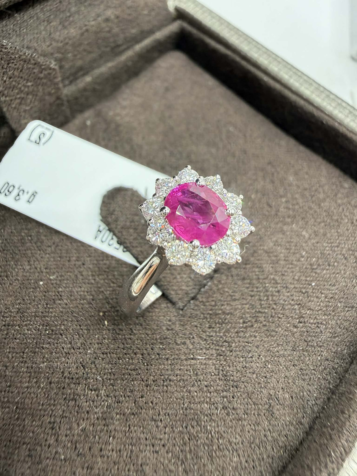 Anello Donna Crivelli con Diamanti e Rubino Ct. 0.96